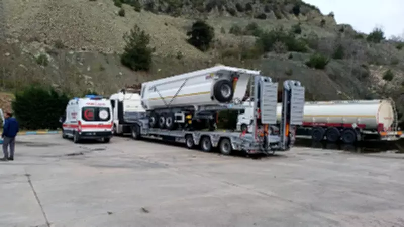 Bilecik'te Tır Sürücüsü Aracında Ölü Bulundu: Takograf Molasında Hayatını Kaybetti