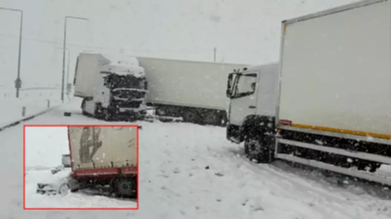 Bitlis'te Zincirleme Kaza: 4 Tır ve 2 Otomobil Birbirine Girdi, Yaralılar Var