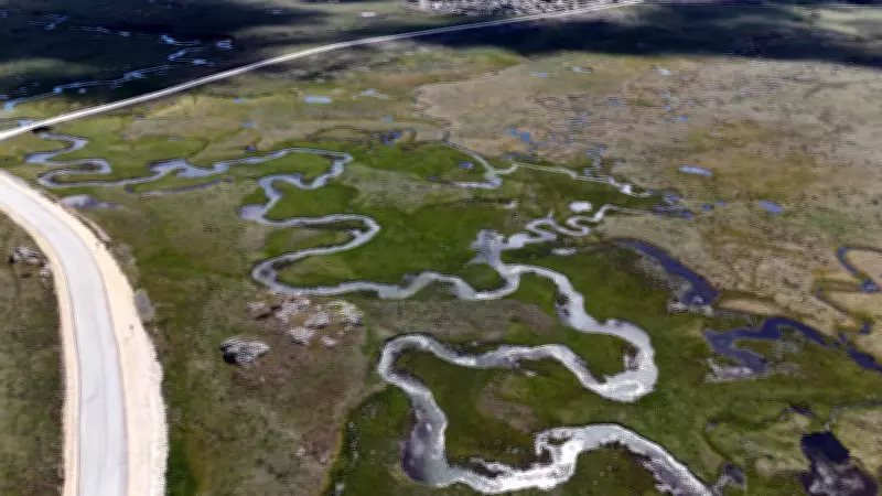 Bolu Sarıalan Yaylası'nda Mendereslerin Suyla Dolan Büyüleyici Görüntüleri Drone ile Kaydedildi