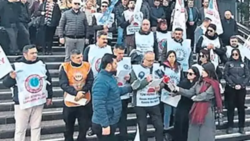 Buca'da Memurlar Söz Tutulmayınca Ayaklandı: CHP'li Başkan Protesto Edildi