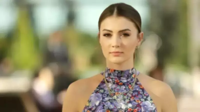 Burcu Özberk ekranlara neden ara verdiğini açıkladı