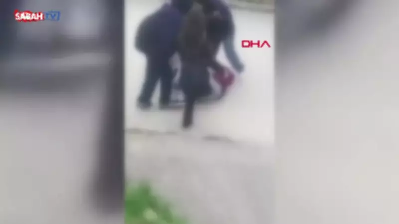 Bursa'da Okul Çıkışında Kız Öğrenciye Arkadaşlarından Şiddet: Görüntüler Kayda Alındı