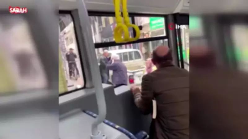 Bursa'da Trafik Tartışması Baltaya Dönüştü: Otobüs Şoförüne Tehdit!