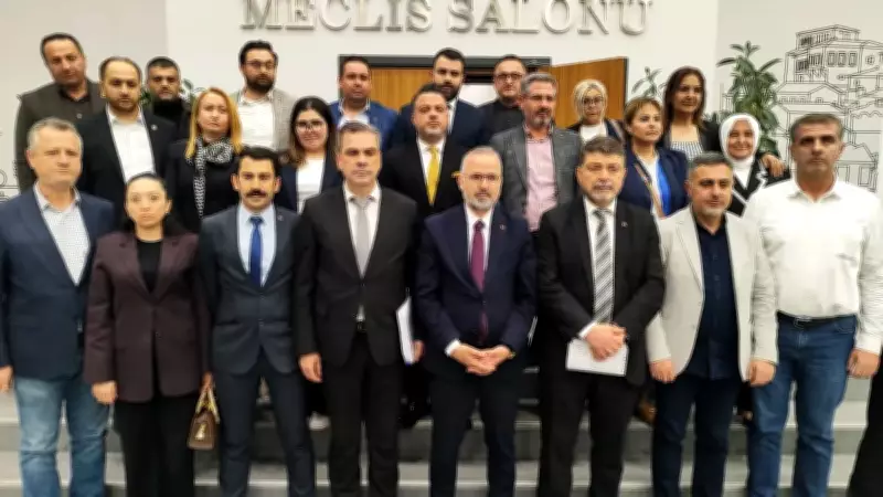 Cemil Tugay Mecliste AK Parti'ye Söz Hakkı Tanımadan Oturumu Kapattı! Yıldız'dan Sert Tepki