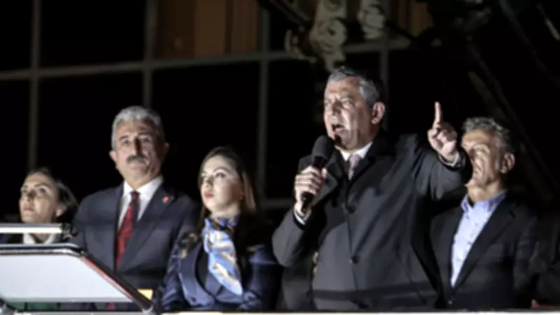 CHP Lideri Özgür Özel'den Bursa'da Sert Demokrasi Vurgusu: 'Millet Kumpasa Gelmez'