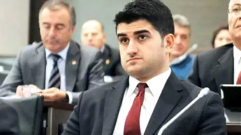 CHP'li Ataşehir Belediyesi'nde Rüşvet Operasyonu: 20 Kişi Adliyeye