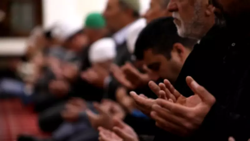 Cuma Namazı Nasıl Kılınır? Diyanet'ten Adım Adım Kılınış Rehberi