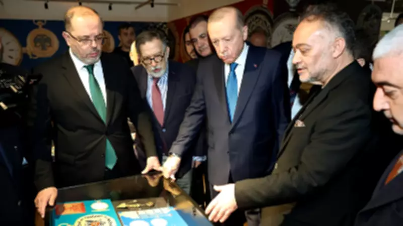 Cumhurbaşkanı Erdoğan, Tarihi Cep Saatleri Koleksiyonu Sergisini Ziyaret Etti