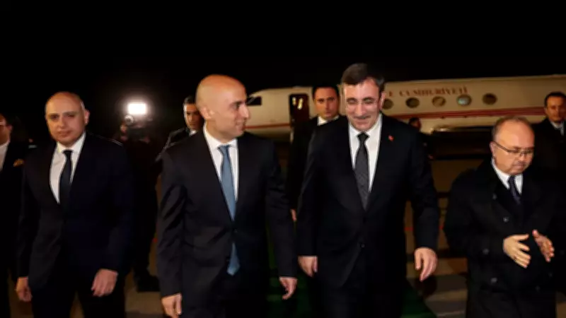 Cumhurbaşkanı Yardımcısı Yılmaz, TDT Toplantısı İçin Bakü'ye Ulaştı