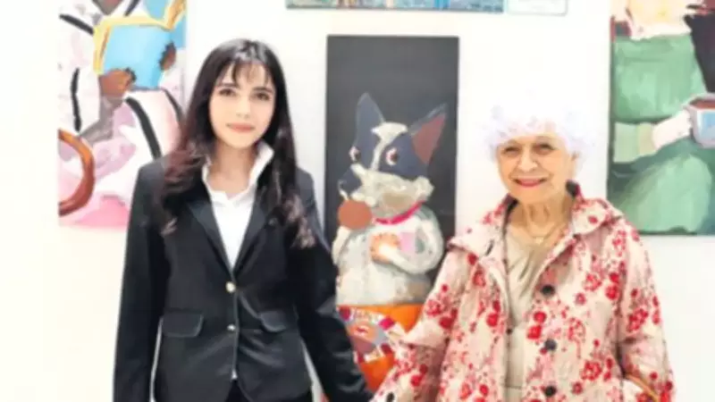 Darüşşafaka'da Kuşaklar Arası Sanat Buluşması: Bir Tuval İki Nesil Sergisi