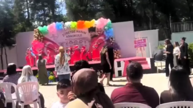 Denizli'de mehter marşı protestosu: Çocukların gösterisi sırasında müziği kestiler