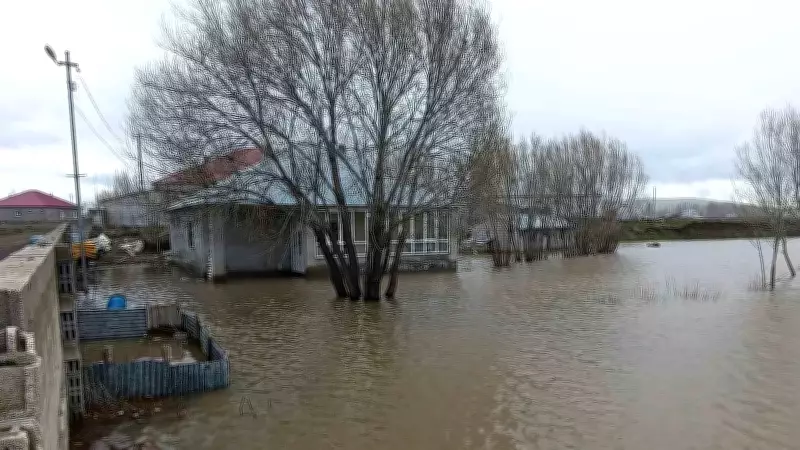 Dere Taştı, Evler Sular Altında Kaldı: Çay ve Badişan Mahallelerinde Taşkın