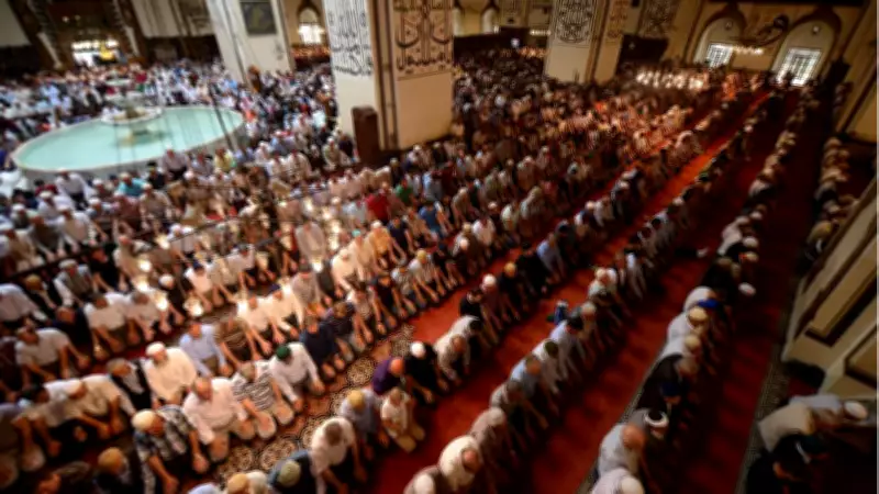 Diyanet 17 Nisan Cuma Hutbesi Konusu Açıklandı: Çocukların Güvenliği ve Ebeveyn Sorumluluğu