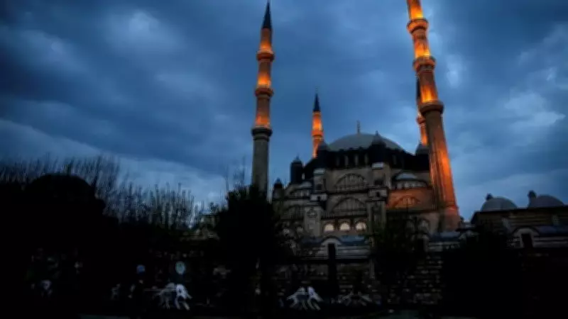 Diyanet 24 Nisan 2026 Cuma Hutbesi: Merhamet Eğitimi Teması İşlendi
