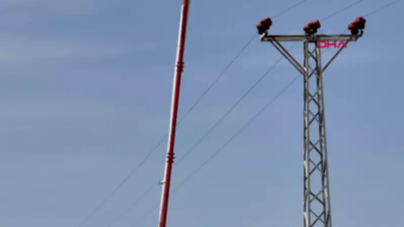Diyarbakır'da Beton Pompası Yüksek Gerilim Hattına Temas Etti: 2 İşçi Yaralandı