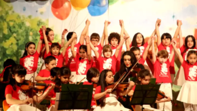 Doğa Koleji'nde 23 Nisan coşkusu 100 kampüste aynı anda yaşandı