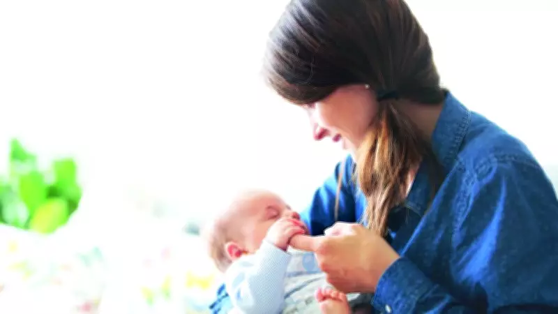 Doğum izni 24 haftaya çıktı, yasalaştı