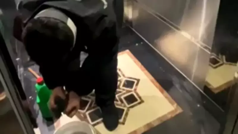 Düzce'de Kurye Rezaleti: Asansörde Tuvalet Yapıp Pizzadan Malzeme Yedi