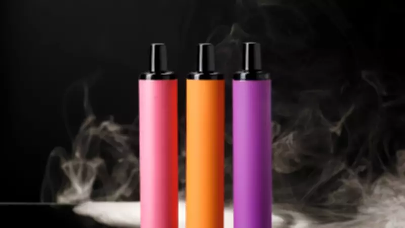 Elektronik Sigara Kullanımı Çocuk Yaşlara İndi: Uzmanlar Uyarıyor