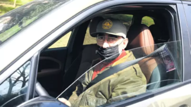 Şener Şen'den Açıklama: 'Şimdilik Sinema Yok, Tiyatroya Devam'