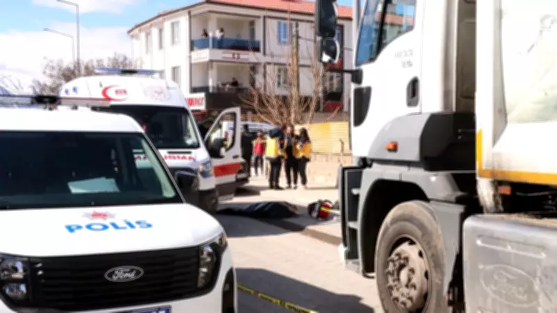 Erzincan'da Çöp Aracının Çarptığı 85 Yaşındaki Sultan Asan Hayatını Kaybetti