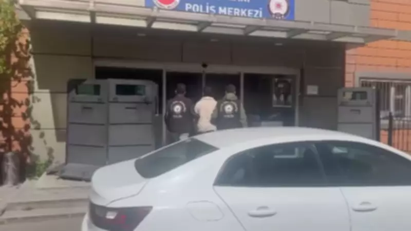 Esenler'de 17 yaşındaki şüpheli asker eğlencesine ateş açtı: 1 yaralı
