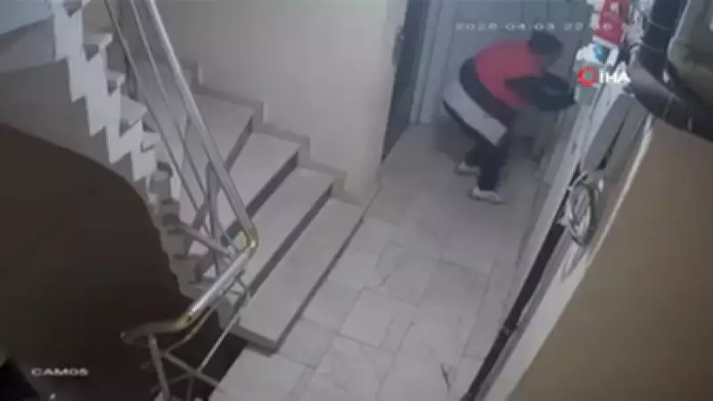 Esenyurt'ta Hırsız Kapıyı Açamayınca Koridora Tuvaletini Yaptı