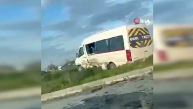 Eskişehir'de Otomobil ile İşçi Servisi Çarpıştı: 6 Yaralı