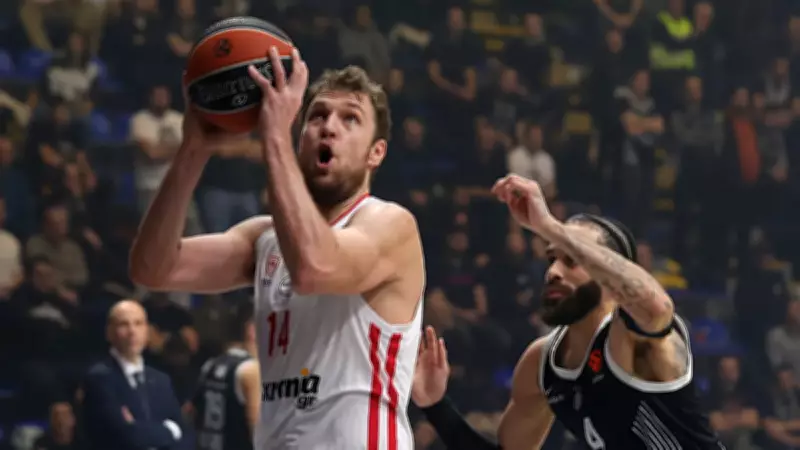 EuroLeague'de Sezonun MVP'si Sasha Vezenkov Oldu