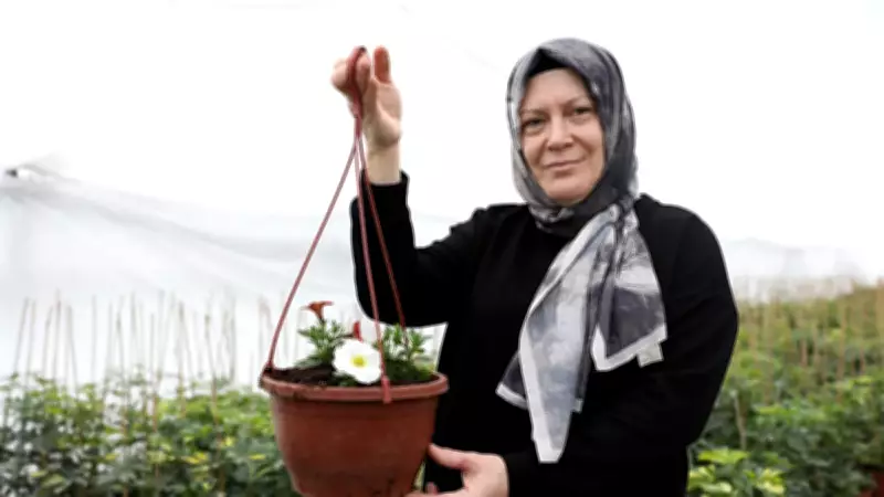 Ev Hanımından Başarı Hikayesi: Belediye Desteğiyle Sera Kurdu, Aylık 100 Bin TL Kazanıyor