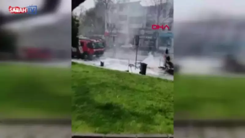 Fatih'te Çöp Kamyonunda Patlama: Cadde Trafiğe Kapatıldı, Ekipler Müdahale Ediyor