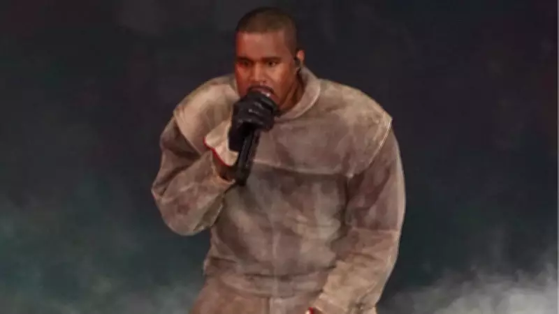 FC Basel ve Polonya, Kanye West Konserlerini Değerler Gerekçesiyle İptal Etti