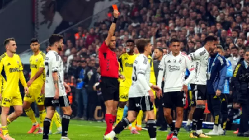 Fenerbahçe-Beşiktaş Derbilerinde Kart Sayıları Şaşırtıyor: Siyah-Beyazlılar Daha Hırçın