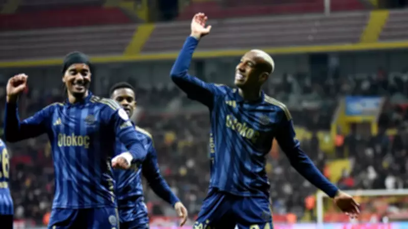 Fenerbahçe, Kayserispor'u 3-0 Mağlup Etti: Talisca Çift Golle Farkı Büyüttü