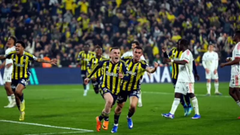 Fenerbahçe, Süper Lig'de Kayserispor Deplasmanında Şampiyonluk Yolunda
