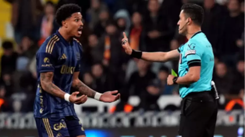 Fenerbahçe'de Oosterwolde, Rizespor Maçında Cezalı Duruma Düştü