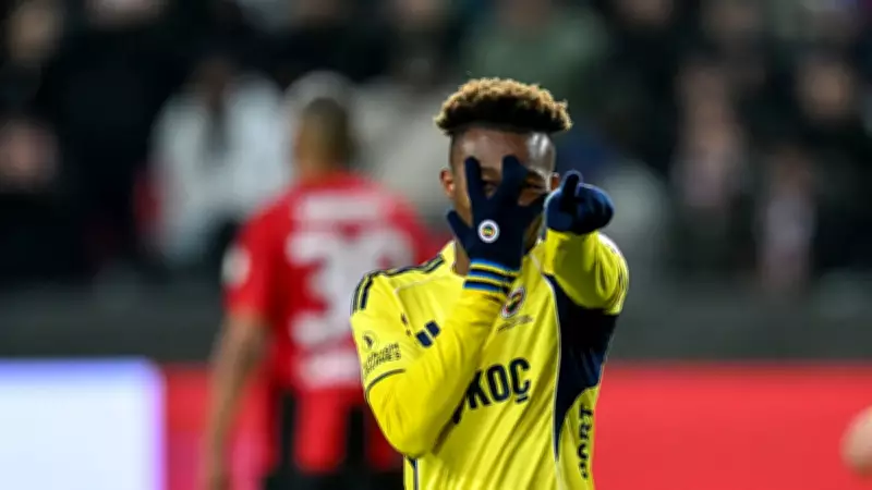 Fenerbahçeli Dorgeles Nene'den Takım Arkadaşı İçin Şaşırtan İtiraf: 'Benim İçin Bir Hayal'