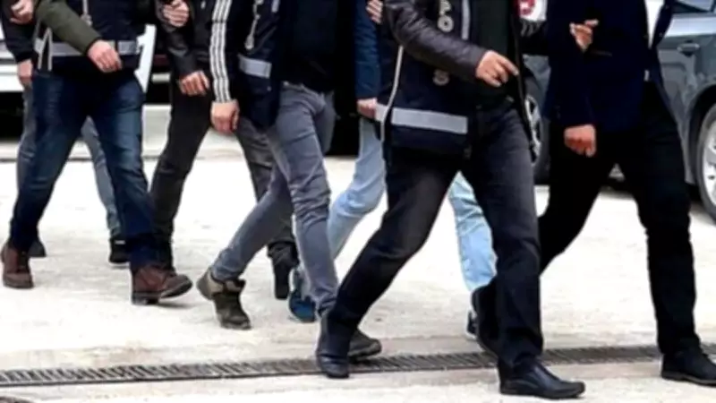 FETÖ'nün Askeri Yapılanmasına Büyük Operasyon: 19 Gözaltı