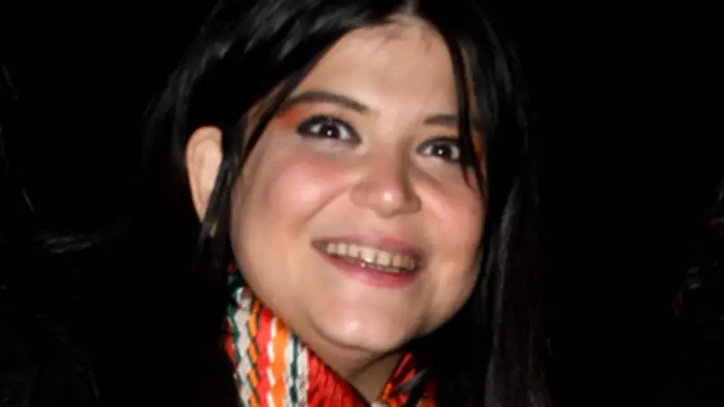 Feyza Civelek 31. yaş gününde kendine araba hediye etti