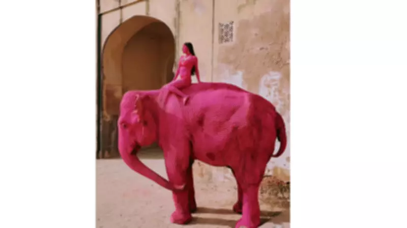 Fotoğraf İçin Pembeye Boyanan Fil Chanchal Hayatını Kaybetti