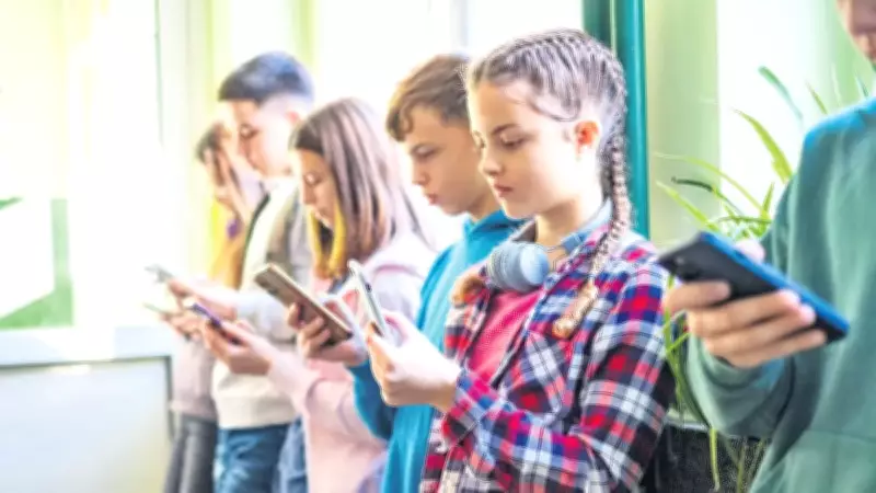 Fransa'da Sosyal Medya Yasası: 15 Yaş Altına Kısmi Yasak Geliyor