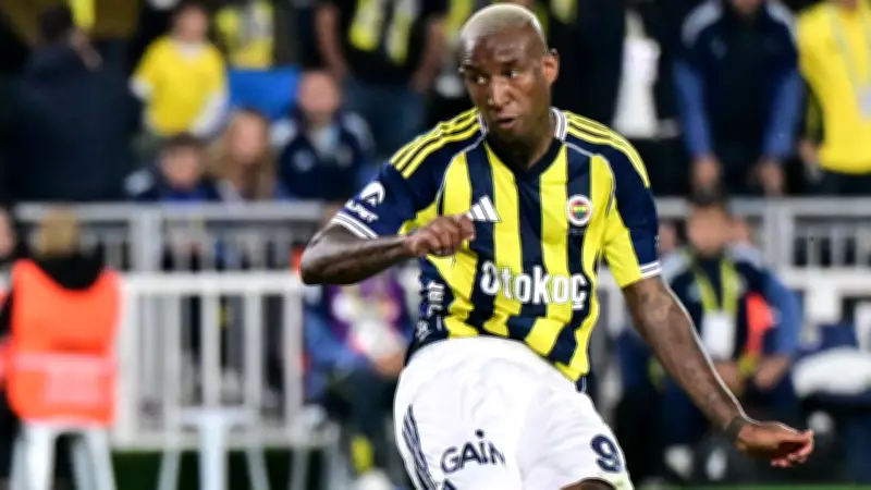 Galatasaray-Fenerbahçe derbisinde penaltı kararı: Talisca yararlanamadı
