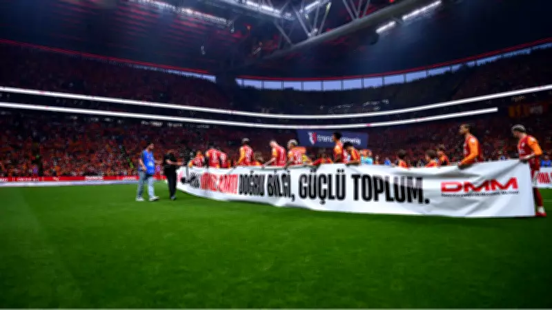 Galatasaray ve Fenerbahçe derbide dezenformasyona 'dur' dedi