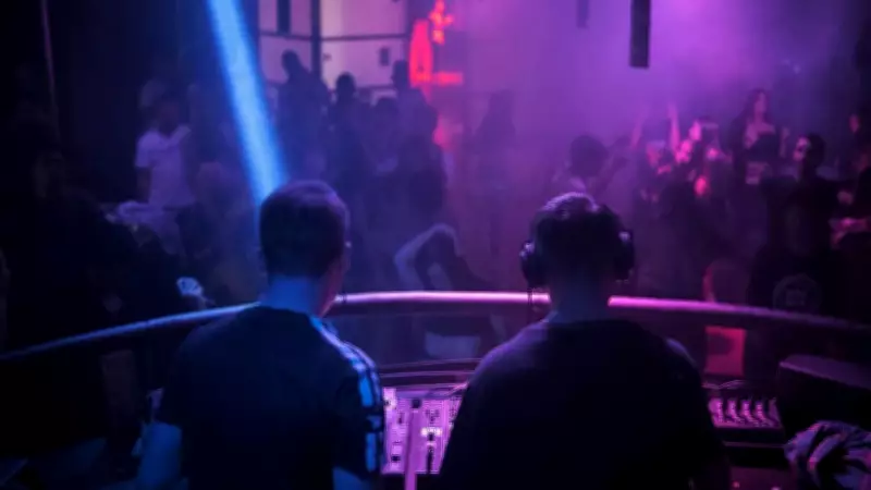 Gece Kulübünde Tanıştığı Kadınla Evine Giden İşadamına Büyük Tuzak