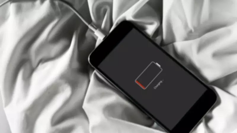 Gece Telefon Şarj Etmek Büyük Hata! %99'un Yaptığı Yanlış