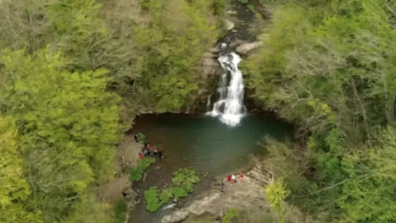 Gölderesi Şelalesi: 3 Basamaklı Kayadan Dökülen Orman Cenneti
