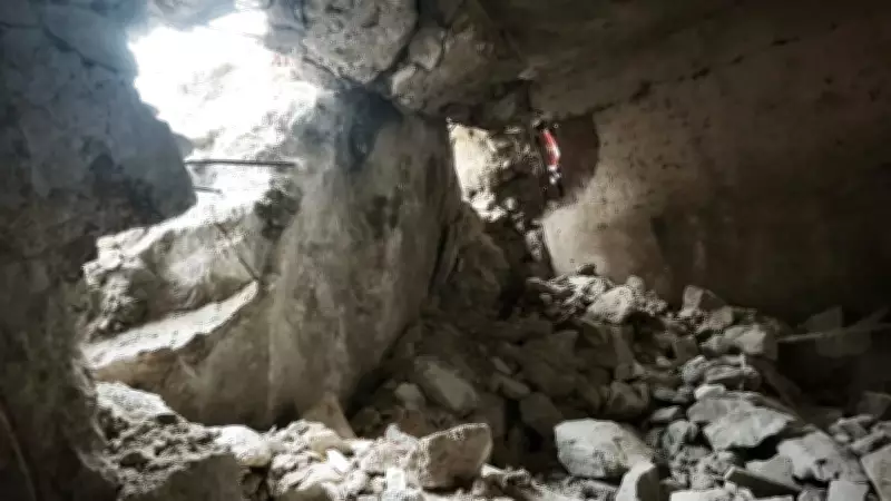 Gümüşhane'de Heyelan Tehlikesi: 3 Ev Acilen Tahliye Edildi