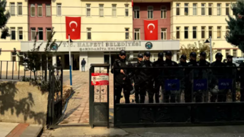 Halfeti Belediyesi'ne şafak operasyonu: 47 gözaltı, eski başkan da var