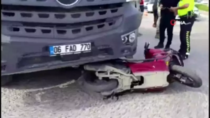Hatay'da kamyon motosiklet sürücüsünü ezdi: 67 yaşındaki adam hayatını kaybetti