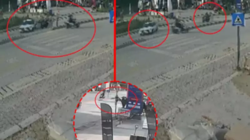 Hatay'da motosiklet otomobile saplandı: Sürücü havaya uçtu